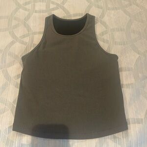 Vuori Mudra plyo heather oregano tank, size Small